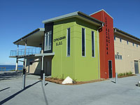 A new surf lifesaving club at Copacabana Beach on the NSW Central Coast features a roof made from PERMALITE® cladding.