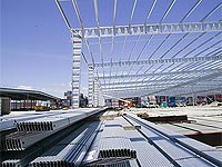 LYSAGHT SUPAZED® purlins have provided construction cost savings at the IPS Logistics warehouse site in the Port of Brisbane