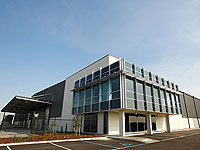 The new A$3 million, 6,300sqm logistics facility at Paramount Industrial Estate, Victoria features walling, gutters and downpipes made from COLORBOND® steel, roller shutter doors made from COLORBOND® steel and a roof made from ZINCALUME® steel