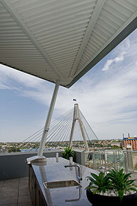 The envole* building at pyrmont, NSW, is roofed with PERMALITE SHOREDEK™ and LYSAGHT LONGLINE 305® profiles.