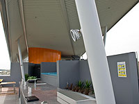 The envole* building at pyrmont, NSW, is roofed with PERMALITE SHOREDEK™ and LYSAGHT LONGLINE 305® profiles.