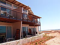 Nearly 15,000 square metres of LYSAGHT PERMALITE® aluminium cladding in the colour Silver Coin was supplied for the Novotel Ningaloo project.