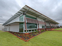 The new McWilliam's Wines administration and laboratory building is a skillion roofed single level structure clad in LYSAGHT CUSTOM ORB� and LYSAGHT SPANDEK� profiles made from ZINCALUME� steel.