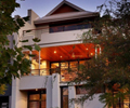 This home at Subiaco, Western Australia uses roofing made from COLORBOND&reg; steel in Dune which aids the aesthetically pleasing exterior, helping create texture and a contemporary feel.
