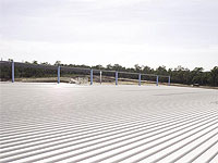 LYSAGHT KLIP-LOK 700 HI STRENGTH&reg; on the new A$100 million Woolworths Distribution Centre near Wyong on the Central Coast.