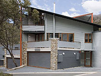The award winning Thunder + Lightning Lodges at Crackenback Ridge in Thredbo, NSW, make extensive use of LYSAGHT&reg; steel cladding for roof and exterior walls.