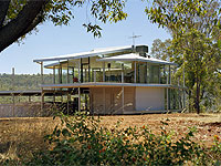 This home on the outskirts of Perth, Western Australia, is capped off by an irregular octagonal roof made from ZINCALUME&reg; steel. The garage is also clad in ZINCALUME&reg; steel.