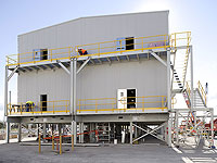 Transportable buildings made with LYSAGHT SPANDEK&reg; cladding in COLORBOND&reg; Stainless steel for roofing and external walls, fixed to LYSAGHT&reg; Zed and Cee purlins.
The interiors were lined with LYSAGHT PANELRIB&reg; cladding.