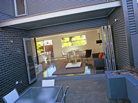 These townhouses are clad with COLORBOND® steel in the profile LYSAGHT CUSTOM ORB®