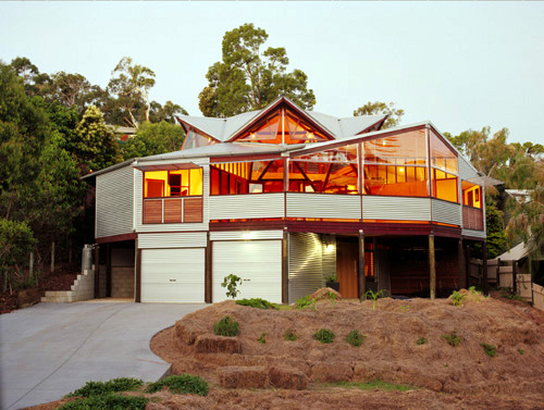 Home on Queensland's Sunshine Coast featuring ZINCALUME® steel inside and outside.