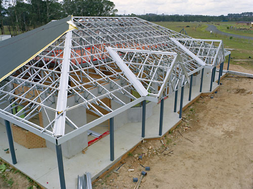 The Orchard Hills home in western Sydney utilises steel building frames made from ZINCALUME® steel.