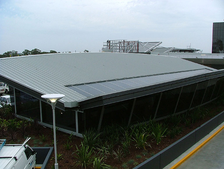Nearly 10,000 square metres of LYSAGHT LONGLINE 305® was used.