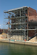 LYSAGHT KLIP-LOK? 406 in COLORBOND? Ultra steel was used to create the roof 