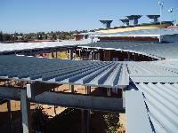 Stage II of the Dubbo Campus of Charles Sturt University which used roof and wall cladding in LYSAGHT SPANDEK&reg;, LYSAGHT CUSTOM ORB&reg;, LYSAGHT MINI ORB&reg; and tapered sheets of LYSAGHT LONGLINE 305&reg;.