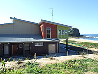 A new surf lifesaving club at Copacabana Beach on the NSW Central Coast features a roof made from PERMALITE&reg; cladding.
