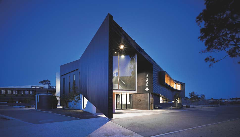 Dandenong High School is clad in Stramit Longspan® made from COLORBOND® steel in the lighter Shale Grey™ facing the sun, while the darker Night Sky® faces the shade.